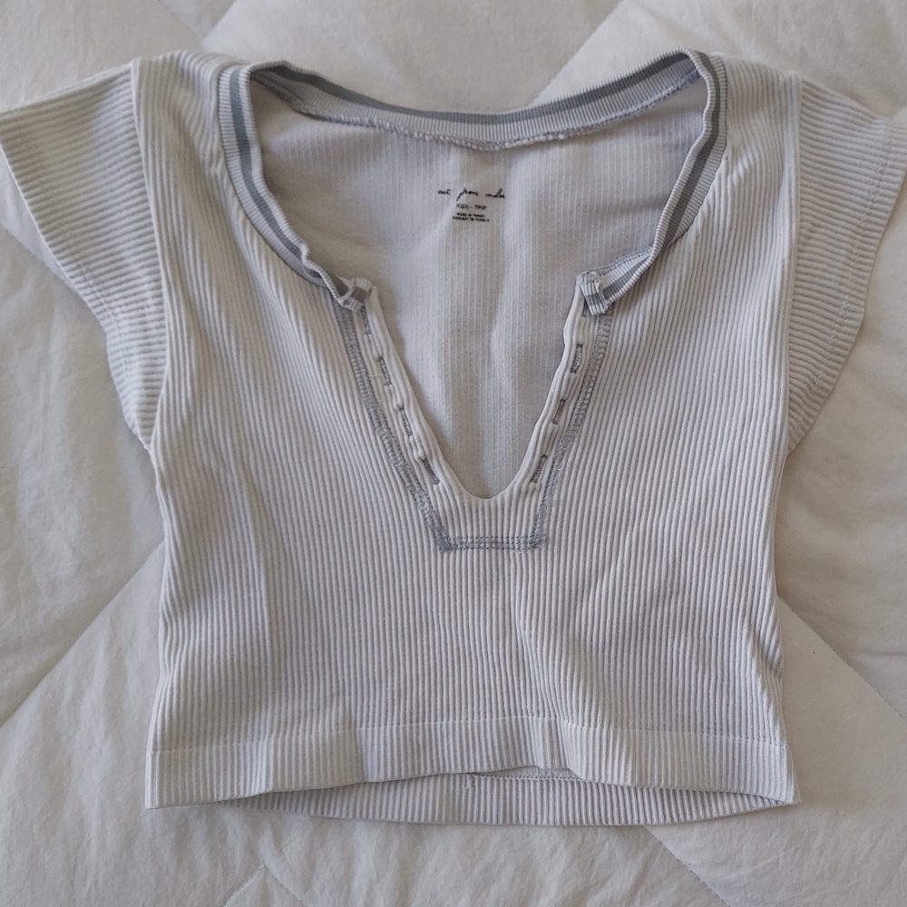 Urban Outfitters | Out From Under | Go For Gold White Ribbed Women's Crop Top - Picture 2 of 3